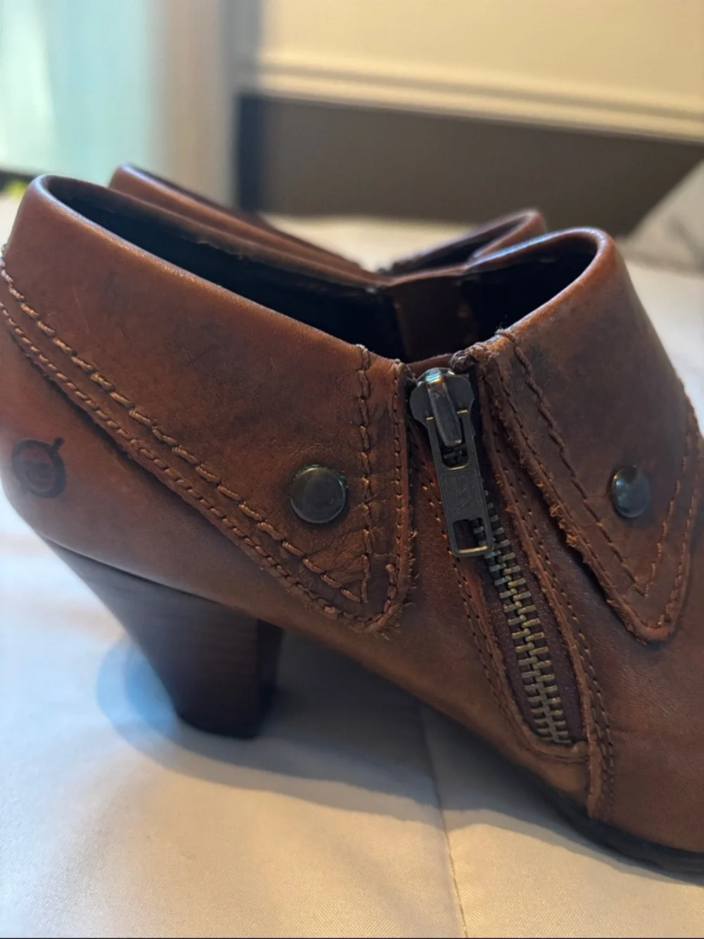 N/A classic brown